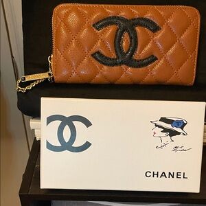 Quilted Zip-Around Key & Card Holder in Brown with Black Logo.  Camel **color.